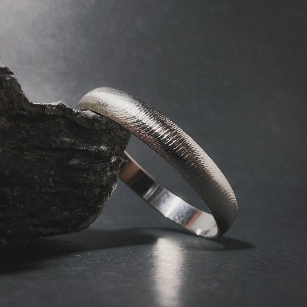 Vintage Monet Brushed Curve Textured Design Silver Tone Stacking Bangle Bracelet